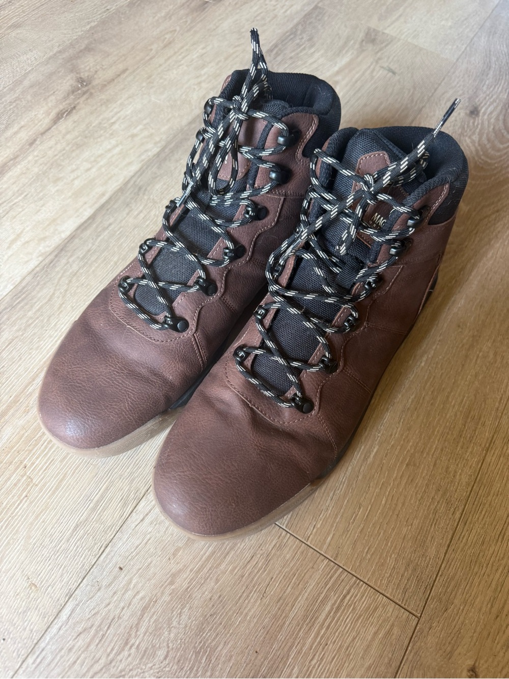 Magellan Brown Leather Men’s Hiking Boots